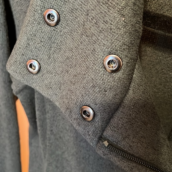 Green active sweater size Small Petite - Picture 4 of 8